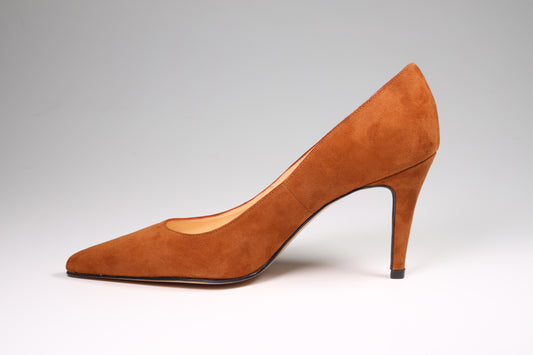 Scarpa décolleté tacco 8 in camoscio castano